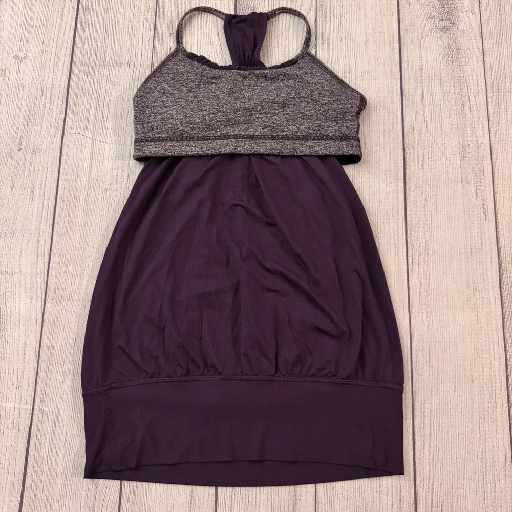 Lululemon Women's Size 4 Purple Athletic Workout Tank Top Built In Bra